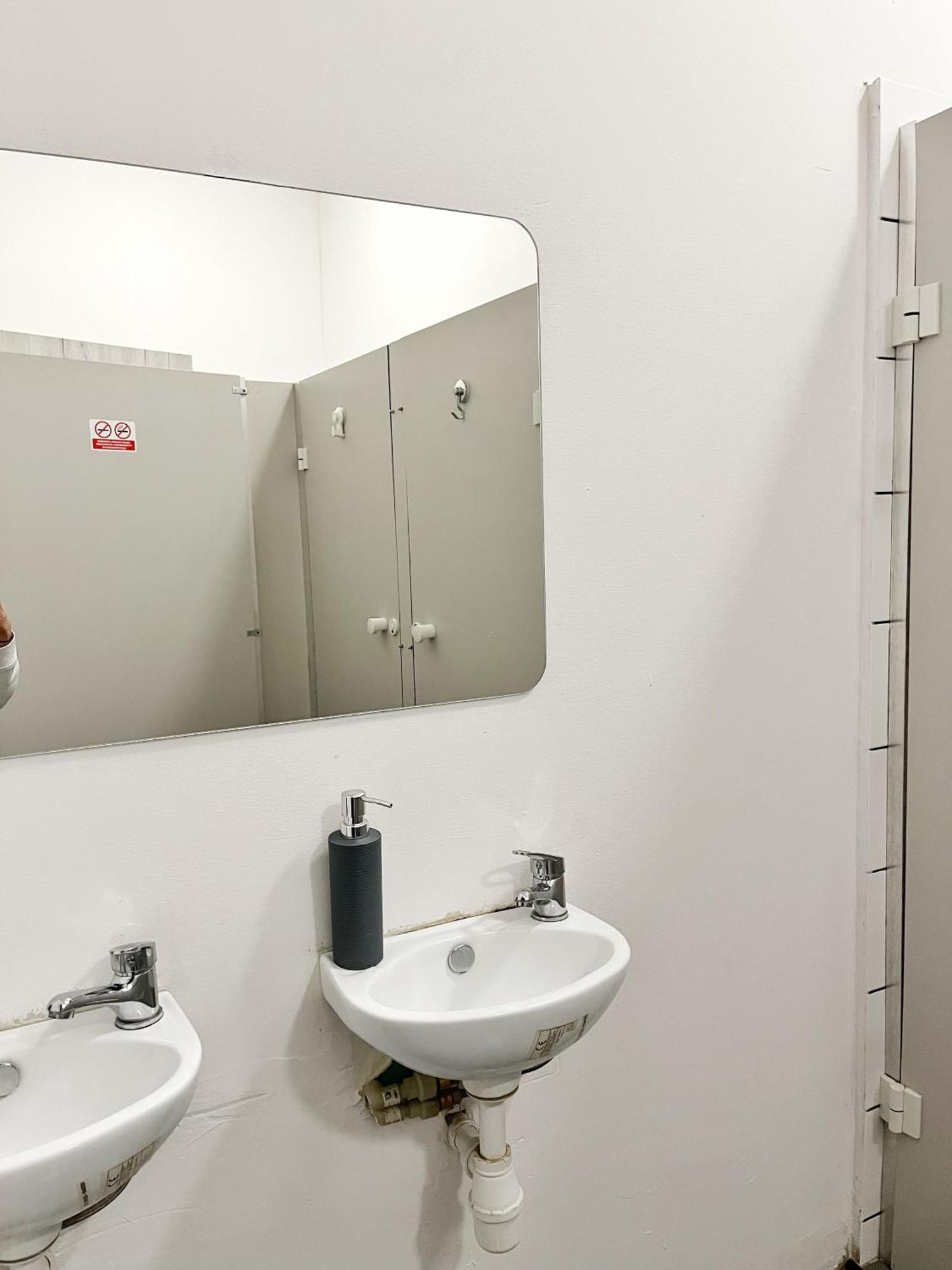 Tomtom Hostel Cracovia Esterno foto